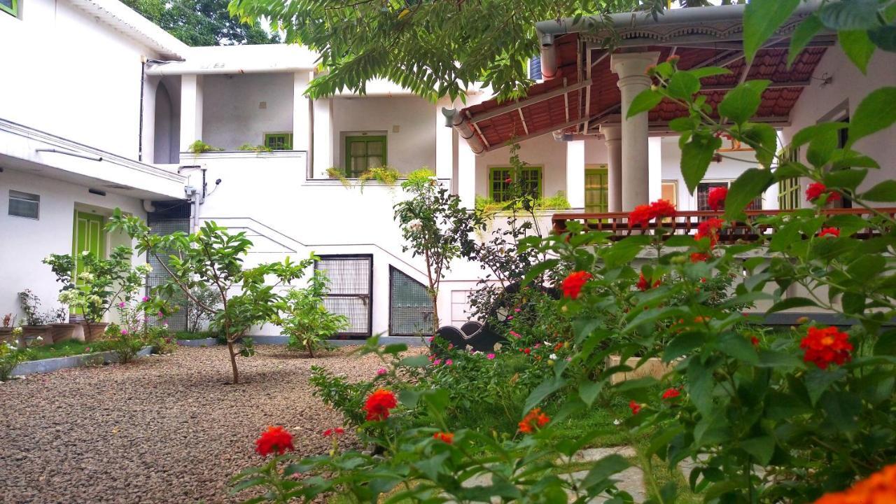 Marayoor Holidays Maraiyūr エクステリア 写真